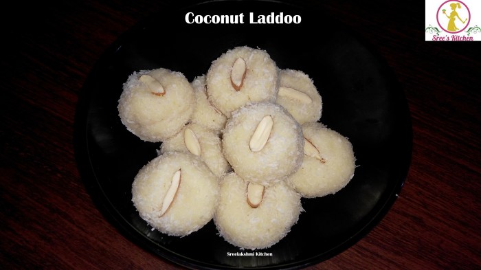 coconut laddoo.jpg